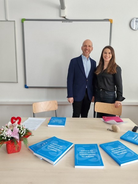 Aleksandra_Frkovic_knjiga_medicina__2_