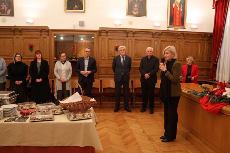Blagdanski-prijem-u-Rijeckoj-nadbiskupiji-3-1200x800