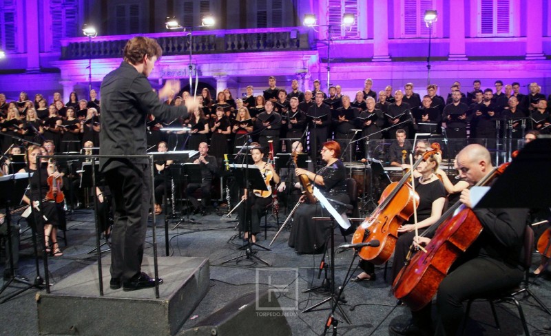 Carmina_Burana_rijecke_ljetne_noci__4_