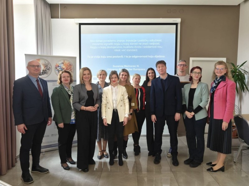 Centinos-zavrsna-konf-grupna-fotografija-web-1536x1152 