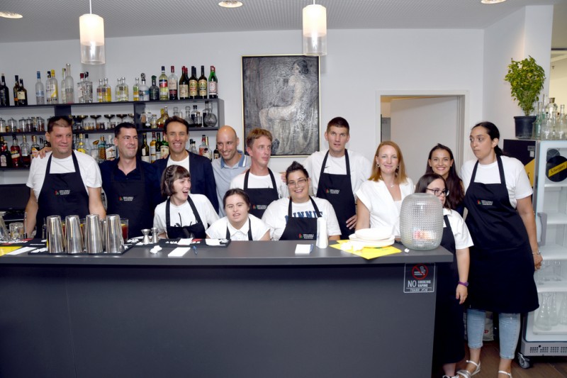 Coctail_party_invaliditet_lustica__17_