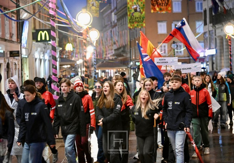 Defile_nacija_skijasko_natjecanje_zagreb_children_FIS__4_