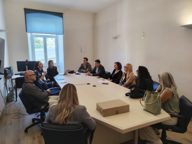 EFRI_Marketing_menadzment__2__01 