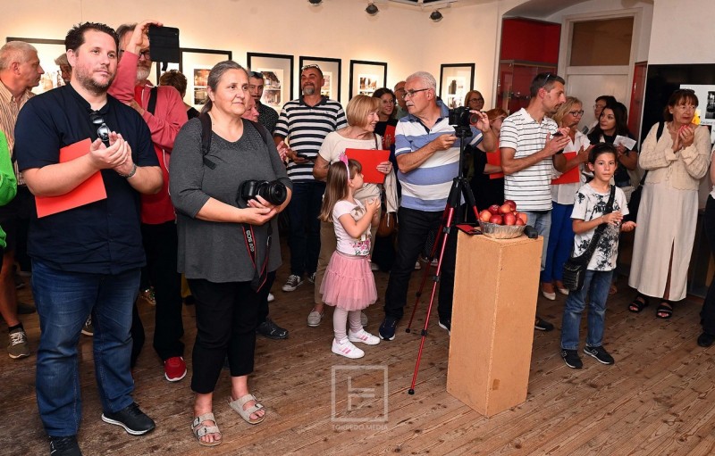 Galerija_Principij_izlozba_Kisa,_Dubravka_Kunjsk__2_