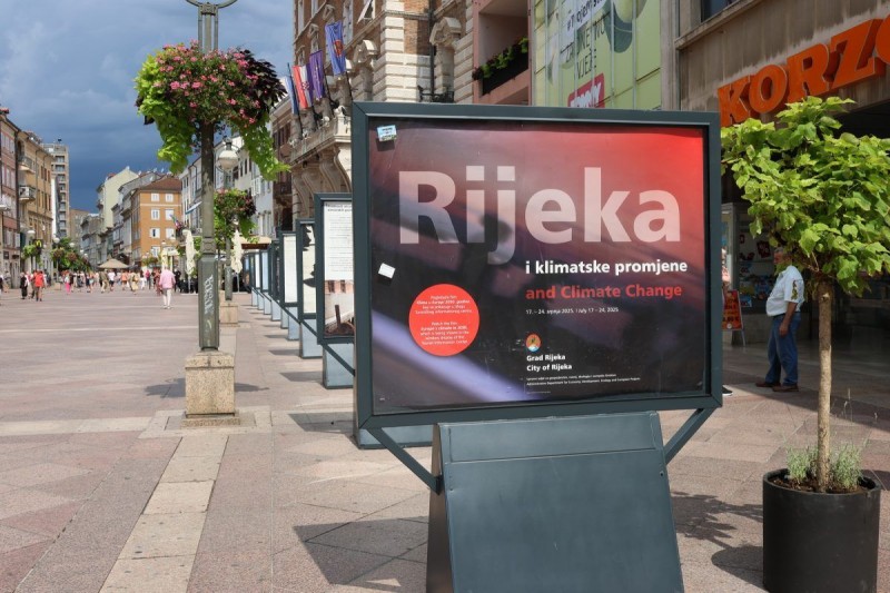 Izlozba-Rijeka-i-klimatske-promjene-14-1200x800
