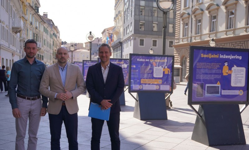 Izlozba_-_Sigurna_Europa_u_digitalnom_dobu_1 