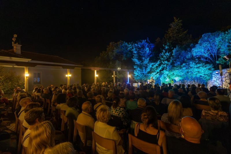 Koncert-_trg_sv_Barbare_01 