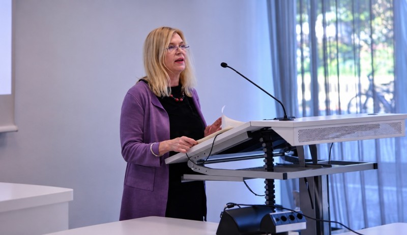 laura marchig