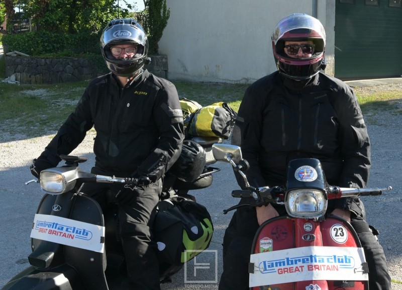 Mark_Bennett_Steve_Watkins_lambretta_kvarner__13_ 