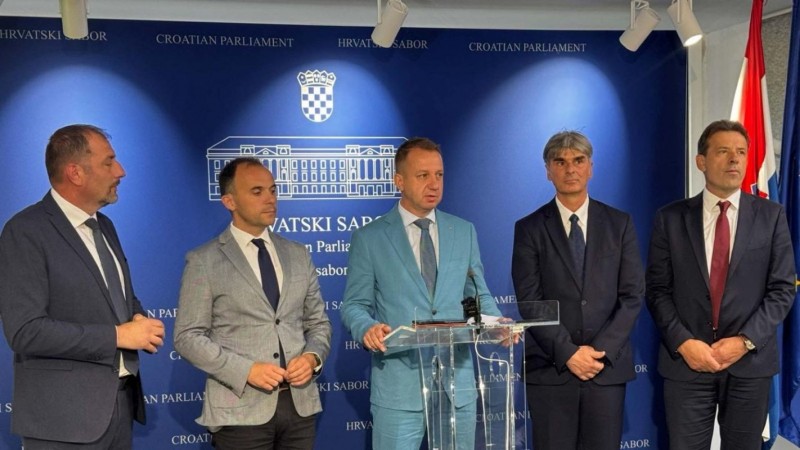 Marko_Boras_Mandic_-_Kvarneru_prijeti_ekoloska_katastrofa