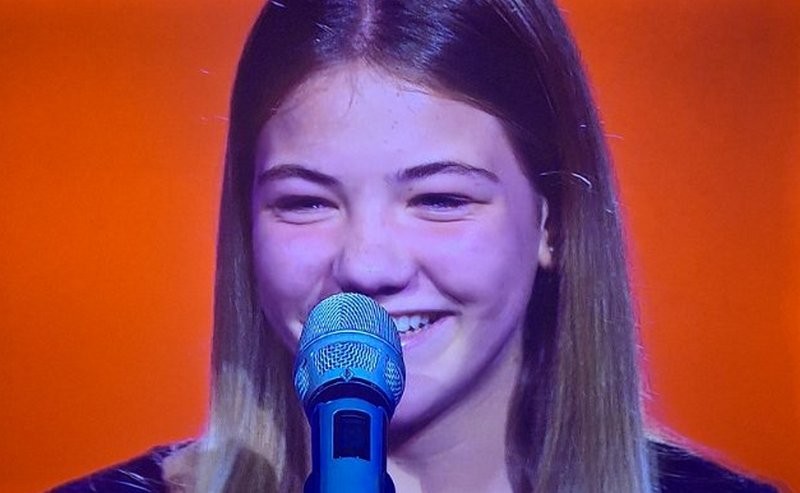 Mia_Staraj_Voice_kids