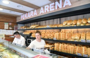 Pekara Arena sniženom cijenom kruha zahvaljuje svojim kupcima na 25 godina vjernosti