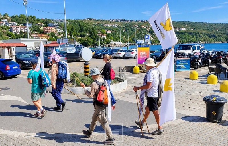 Peacewalk_volosko__1_