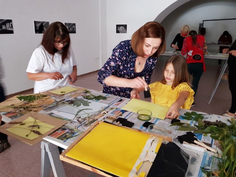 Radionica_cijanotipije_galerija_Klovic_lipanj_2021__6_