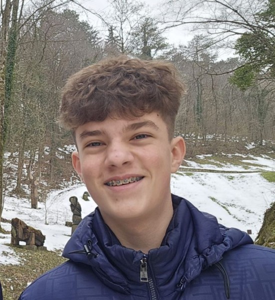 Ruder-Horvat-736x800 