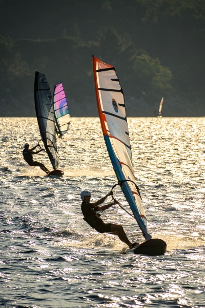 SPORT_VA_LITRATE_Roberta_Cetina_Sinkronizacija_elemenata_Wind_surf 