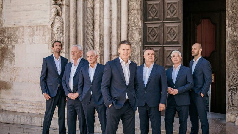 Tomislav_Bralic_i_klapa_Intrade