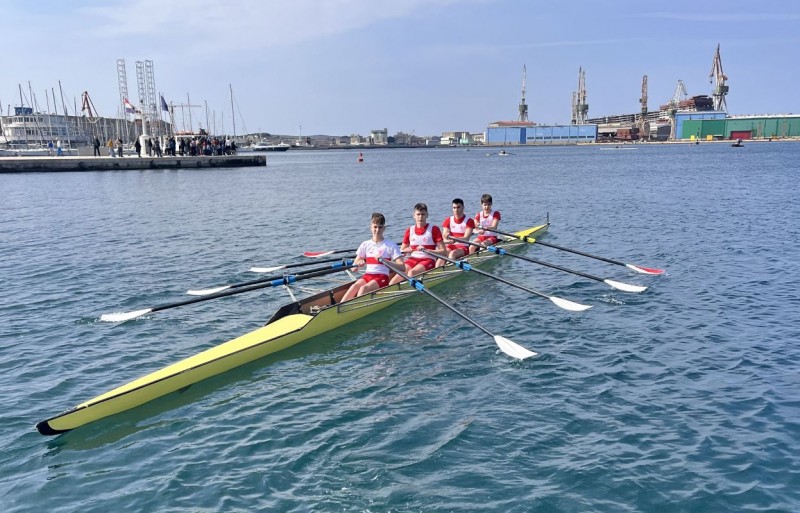 Veslacki_klub_Jadran_Rijeka_na_regati_Puli_2026_1 