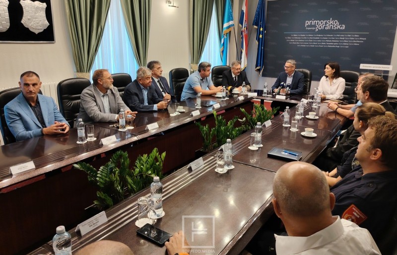Vjezbe_sigurnosti_reagiranja_na_moru_prijem_pgz__2_