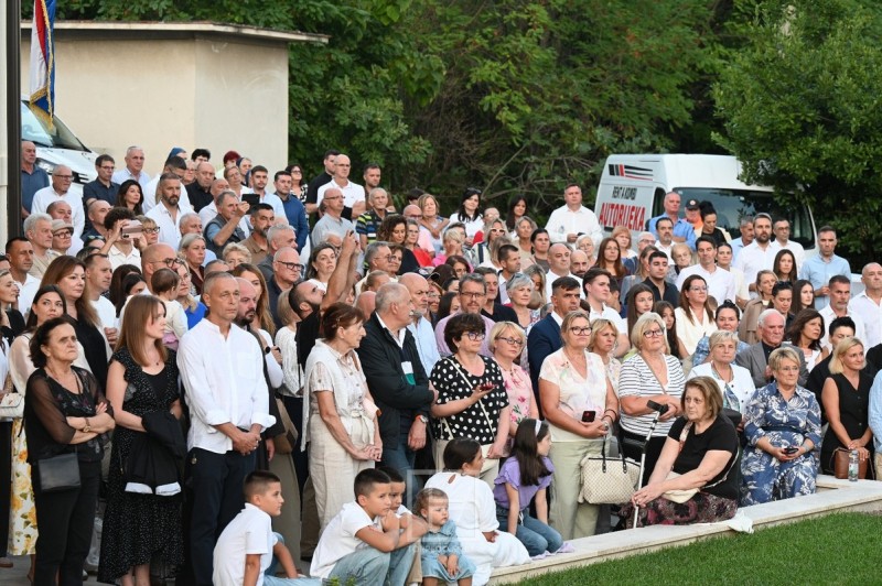 Zaklada_In_te_Domine_speravi_Dom_mucenika_posvecen_stepincu__46_ 