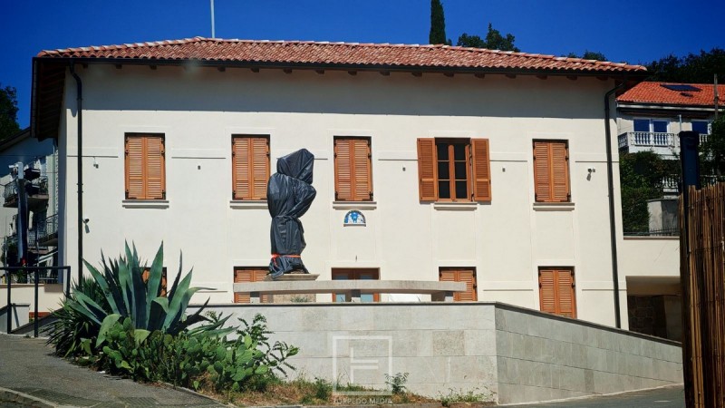 alojzije_stepinac_spomenik_peza 