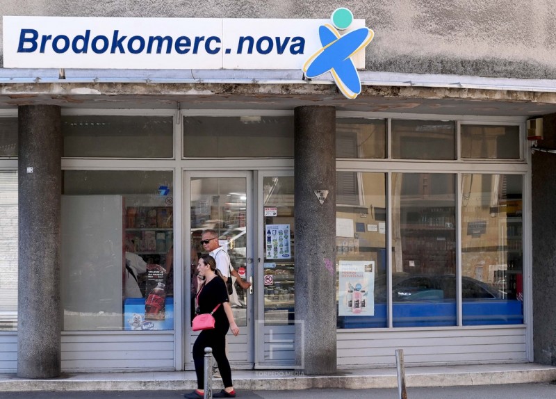 brodokomerc_trgovine_rijeka__2_ 