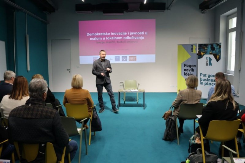 demokracija_konferencija_ 