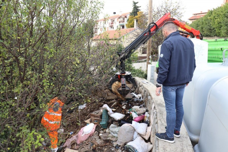 divlji_deponij_zamet