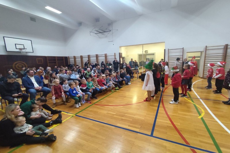 docek_sv_nikola_pecine 