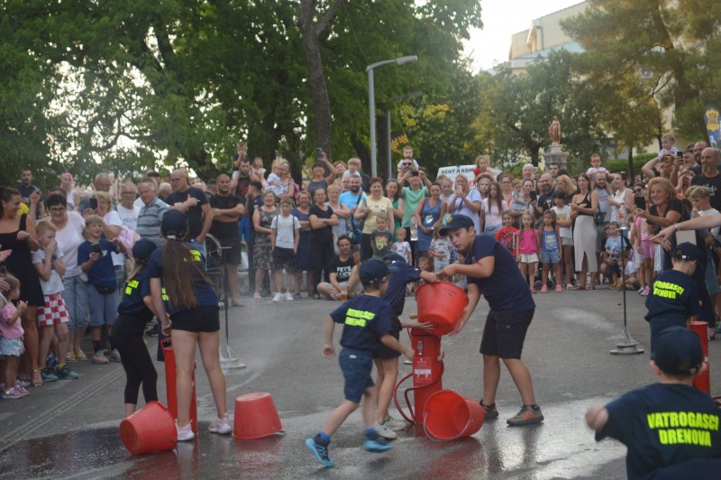 dvd_drenova_vozilo__1_