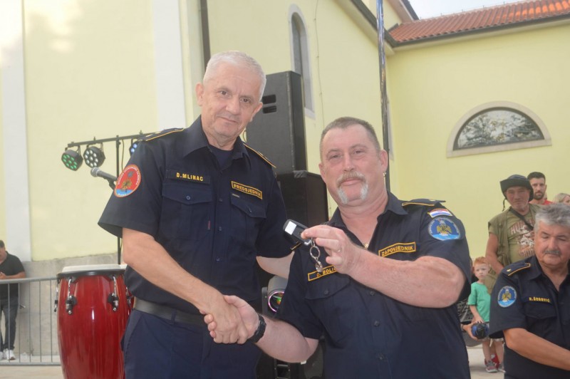 dvd_drenova_vozilo__2_