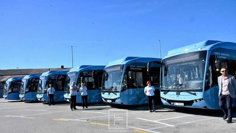 elektricni_busevi_promocija_autotrolej__4_