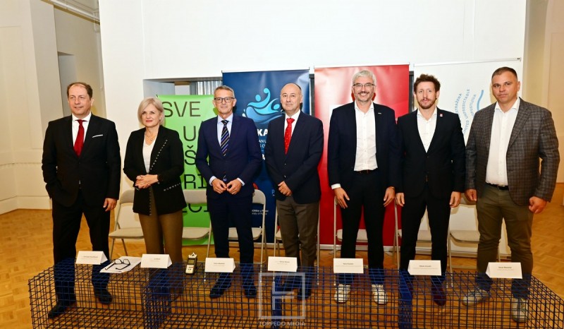 europasko_sveucilisno_vaterpolo_plivanje__2_ 