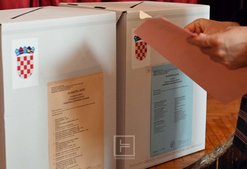 glasanje_izbori_biracko_mjesto__5_