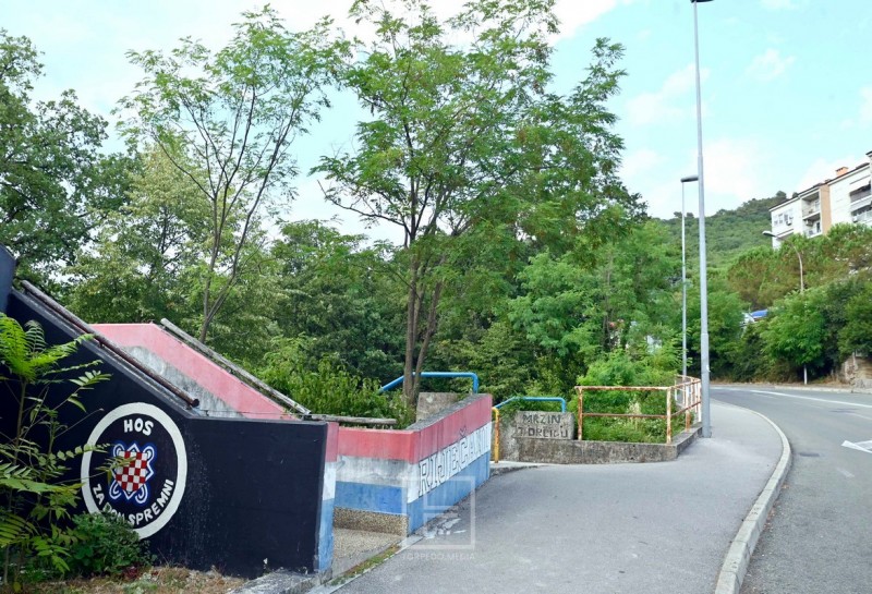 hos_grafit_skurinje 