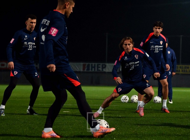 hrvatska_nogometna_reprezentacija_2025_rujevica_luka_modric 