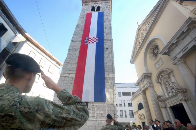 hrvatska_zastava_kosi_toranj_2026
