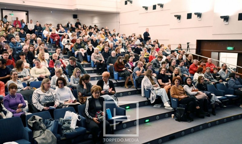 iFEST_,_HKD_,_03-10-2025_1 