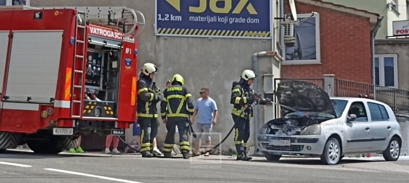 jvp_opatija_pozar_vozila 