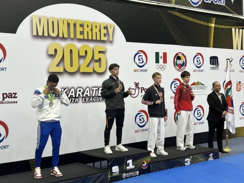 karate-54302 
