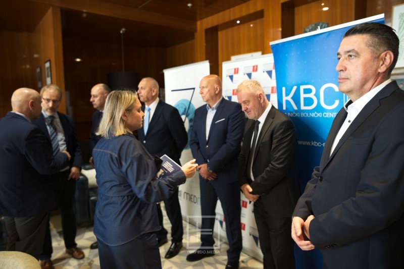 kbc_potpis_ugovora_opatija__8_ 