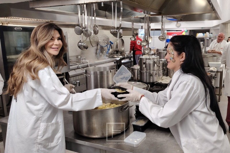 misice_kraljice_kuhanje_crveni_kriz__1_ 