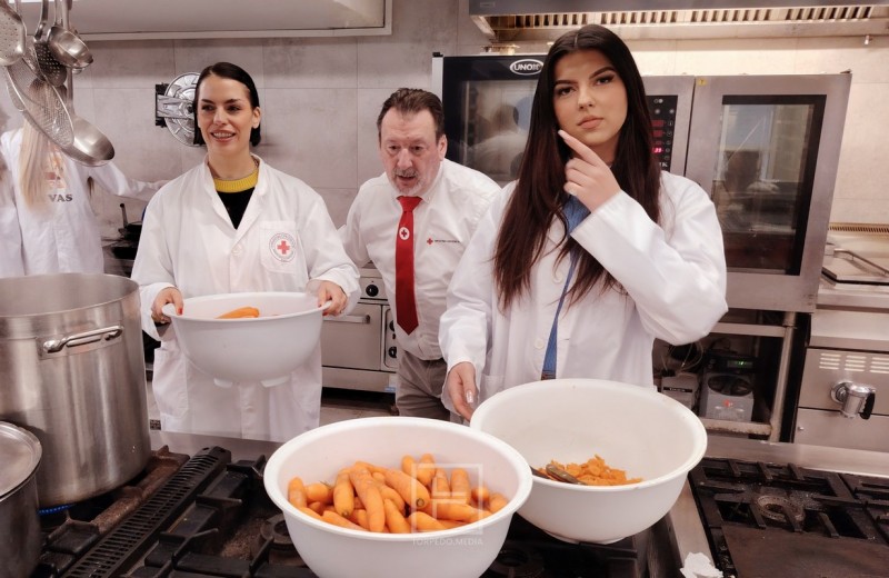 misice_kraljice_kuhanje_crveni_kriz__6_ 