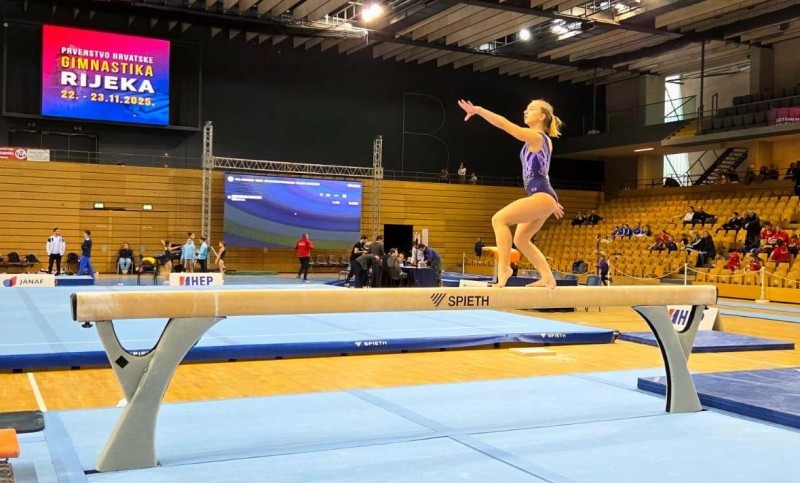 nola_zikovic_gimnastika__2_