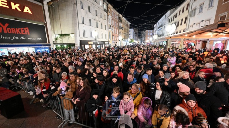 paljenje_lampica_korzo_rijeka__4_ 