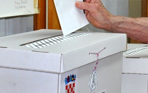 parlamentarni-izbori-glasanje-2020-rijeka-5-2400x1524_c 