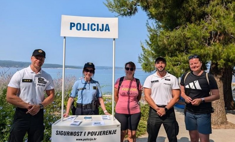 policija_info_punkt 