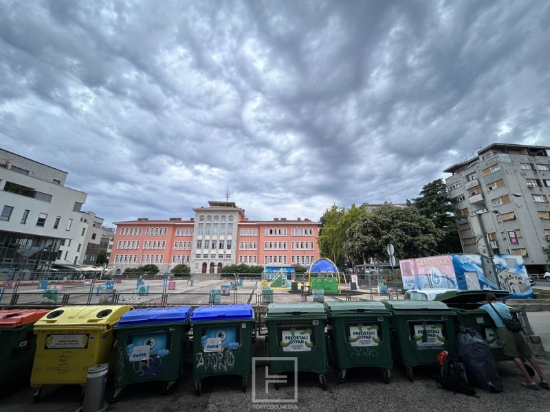 potpisi_peticija_klobuaricev_trg__4_