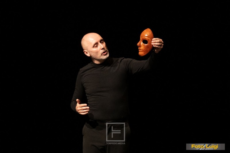 predstava_maske_drazen_sivak_2026__10_ 