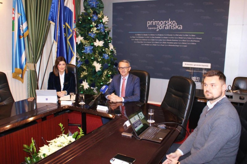 predstavljanje_aplikacije_foto_pgz_ 